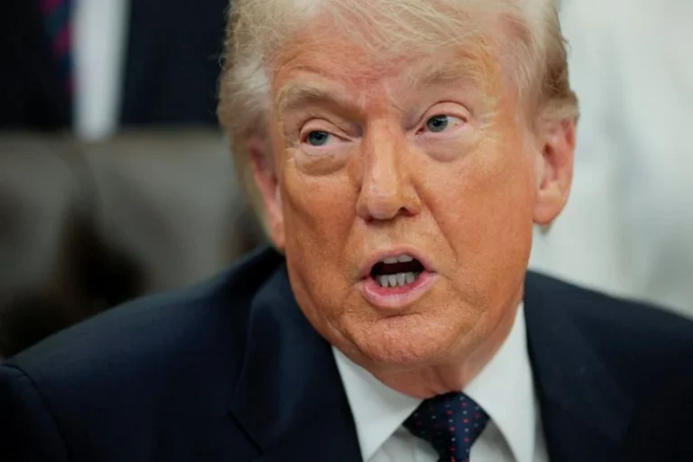 Trump anuncia medida econômica “mais devastadora” já tomada contra o Irã