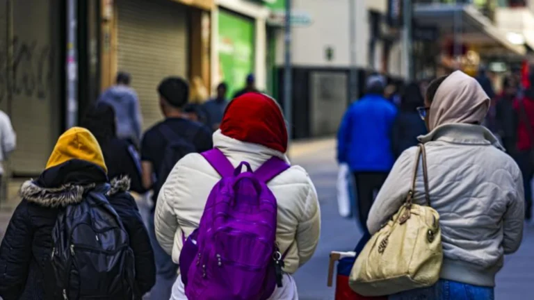 Frente fria traz chuva e queda na temperatura em pelo menos 7 estados