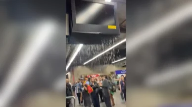 Chuva em SP causa alagamento nas estações Liberdade e Paraíso do Metrô