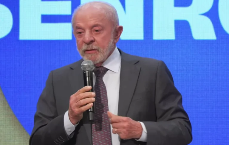 Lula nega ao TSE que reajuste do Bolsa Família tenha caráter eleitoral