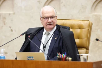 Fachin nega a Luiz Fux acesso imediato à íntegra do inquérito das fake news