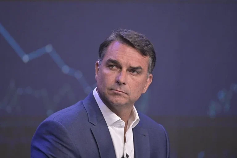 PF aciona Argentina por temor de fuga de Flávio