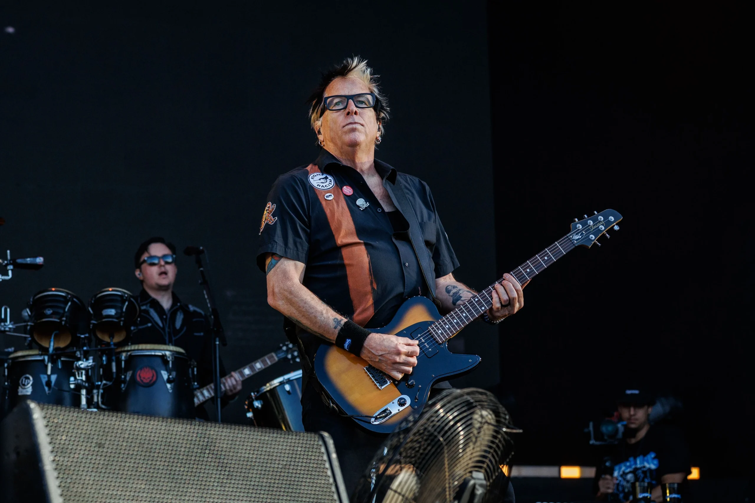Guitarrista do Offspring anuncia afastamento por 