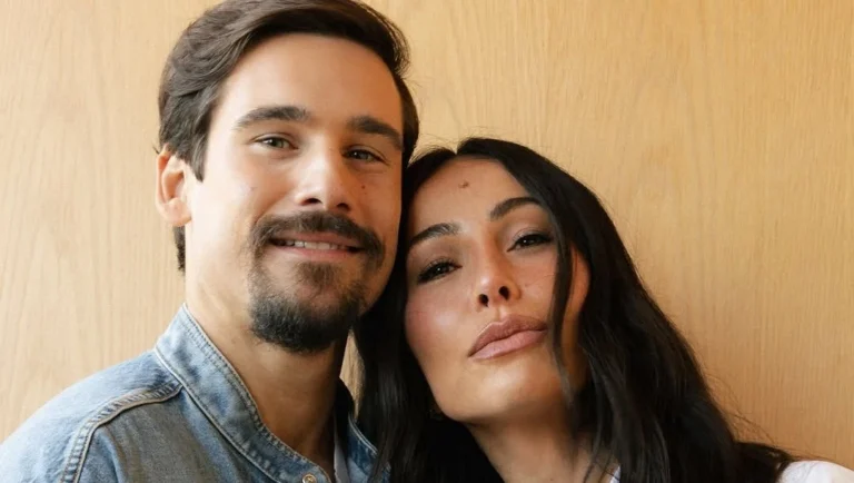Sabrina e Nicolas Prattes contam que adoção de pet ajudou a atravessar luto