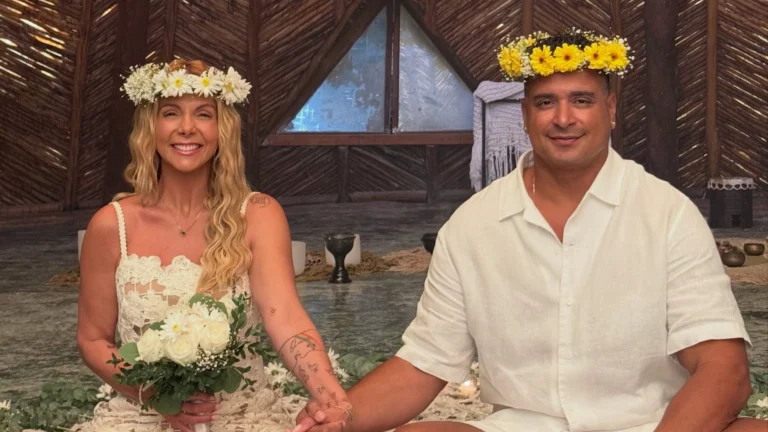 Carla Perez e Xanddy celebram 25 anos de casamento no México